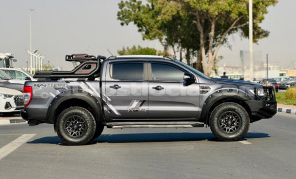 Buy Import Toyota Hilux Other Car in Import - Dubai in Anse-la-Raye Buy Import Toyota Hilux Other Car in Import - Dubai in Anse-la-Raye