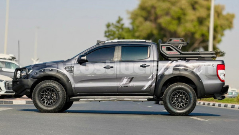 Big with watermark toyota hilux anse la raye import dubai 4325