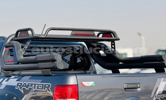 Buy Import Toyota Hilux Other Car in Import - Dubai in Anse-la-Raye Buy Import Toyota Hilux Other Car in Import - Dubai in Anse-la-Raye