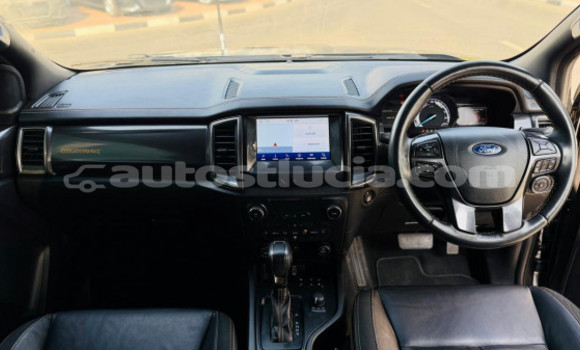 Buy Import Toyota Hilux Other Car in Import - Dubai in Anse-la-Raye Buy Import Toyota Hilux Other Car in Import - Dubai in Anse-la-Raye