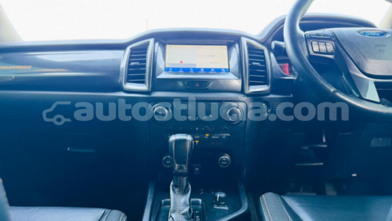 Big with watermark toyota hilux anse la raye import dubai 4325