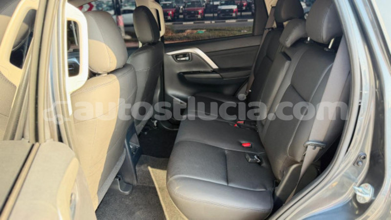 Big with watermark mitsubishi montero sport anse la raye import dubai 4326