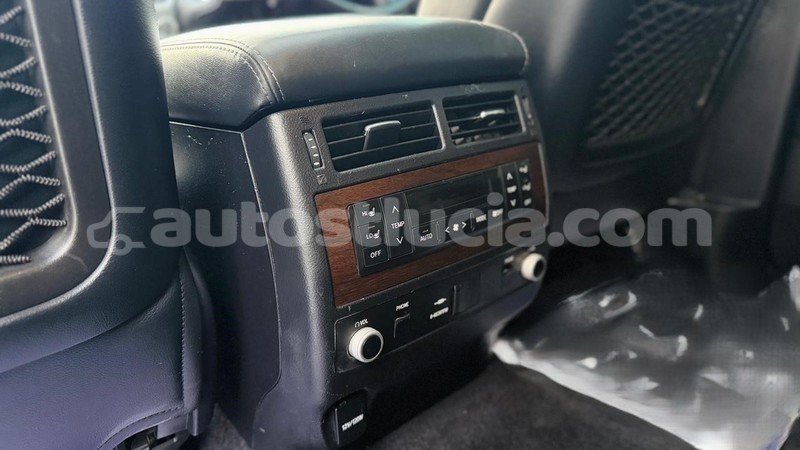 Big with watermark toyota land cruiser anse la raye import dubai 4328