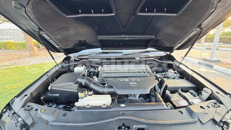 Big with watermark toyota land cruiser anse la raye import dubai 4328