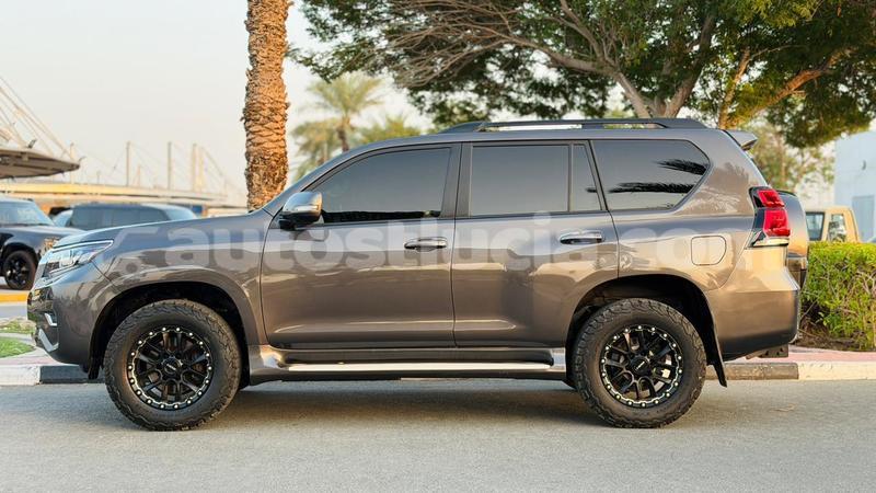 Big with watermark toyota land cruiser prado anse la raye import dubai 4329