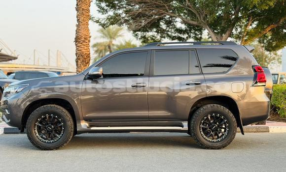 Acheter Import Voiture Toyota Land Cruiser Prado Autre à Import - Dubai, Anse-la-Raye Acheter Import Voiture Toyota Land Cruiser Prado Autre à Import - Dubai, Anse-la-Raye
