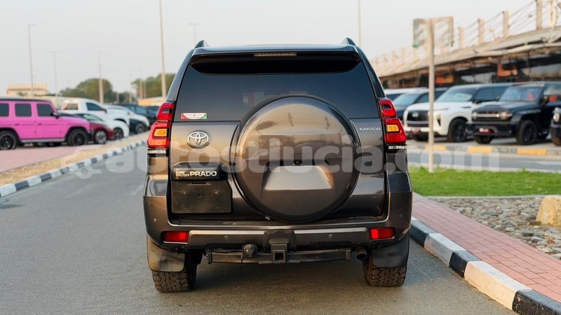 Big with watermark toyota land cruiser prado anse la raye import dubai 4329