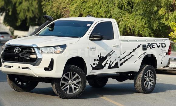 Buy Import Toyota Hilux White Car in Import - Dubai in Anse-la-Raye Buy Import Toyota Hilux White Car in Import - Dubai in Anse-la-Raye