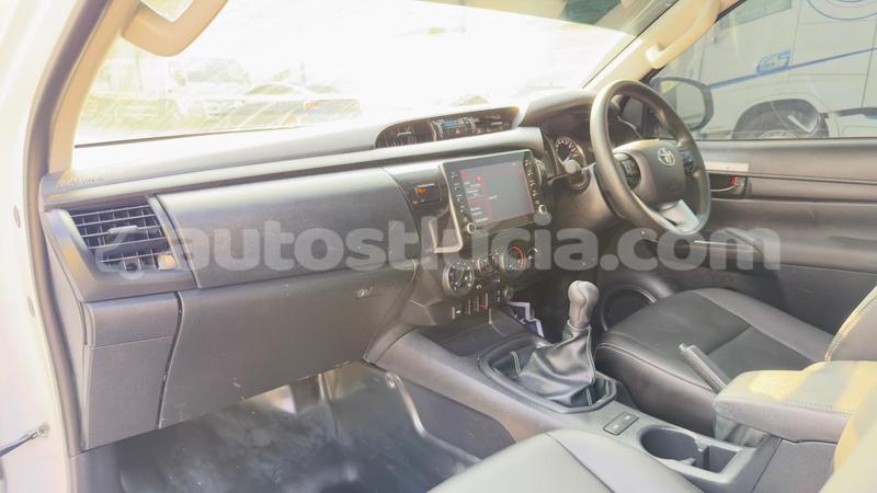 Big with watermark toyota hilux anse la raye import dubai 4330