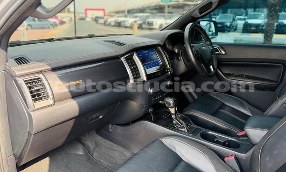 Acheter Import Voiture Ford Ranger Gris à Import - Dubai, Anse-la-Raye Acheter Import Voiture Ford Ranger Gris à Import - Dubai, Anse-la-Raye