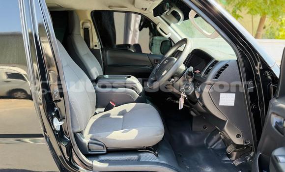 Acheter Import Voiture Toyota Hiace Noir à Castries, Castries Acheter Import Voiture Toyota Hiace Noir à Castries, Castries