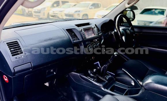 Acheter Import Voiture Toyota Hilux Autre à Castries, Castries Acheter Import Voiture Toyota Hilux Autre à Castries, Castries