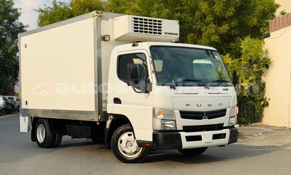 Acheter Import Utilitaire Mitsubishi Van Blanc à Castries, Castries Acheter Import Utilitaire Mitsubishi Van Blanc à Castries, Castries
