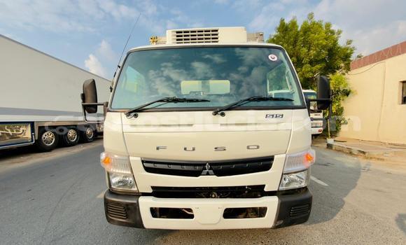 Acheter Import Utilitaire Mitsubishi Van Blanc à Castries, Castries Acheter Import Utilitaire Mitsubishi Van Blanc à Castries, Castries