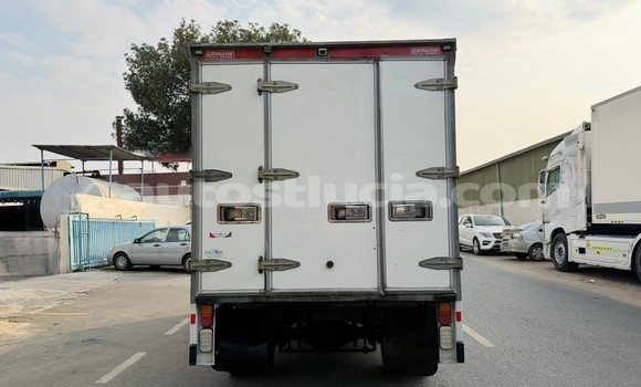 Acheter Import Utilitaire Mitsubishi Van Blanc à Castries, Castries Acheter Import Utilitaire Mitsubishi Van Blanc à Castries, Castries