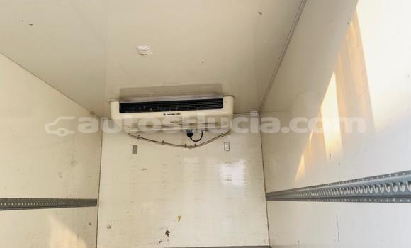 Acheter Import Utilitaire Mitsubishi Van Blanc à Castries, Castries Acheter Import Utilitaire Mitsubishi Van Blanc à Castries, Castries