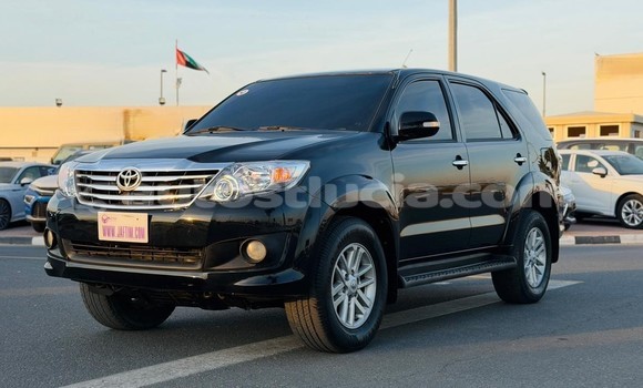 Acheter Import Voiture Toyota Fortuner Noir à Import - Dubai, Anse-la-Raye Acheter Import Voiture Toyota Fortuner Noir à Import - Dubai, Anse-la-Raye