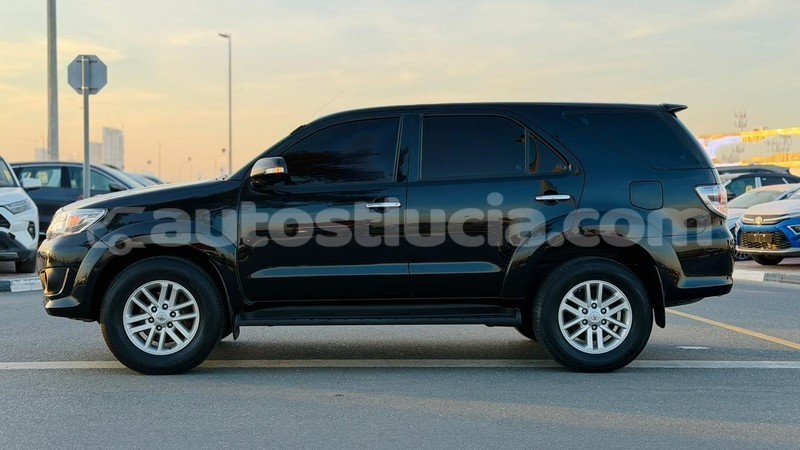 Big with watermark toyota fortuner anse la raye import dubai 4337