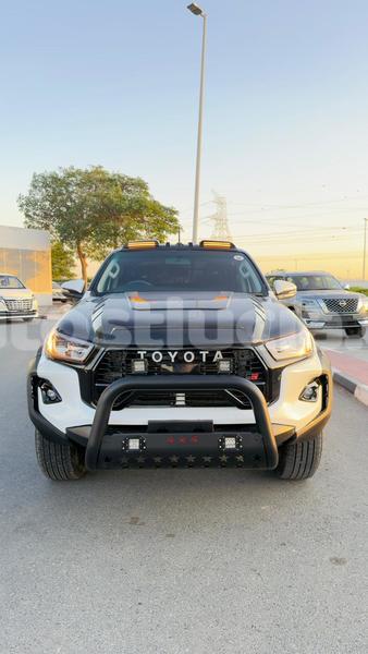 Big with watermark toyota hilux anse la raye import dubai 4339