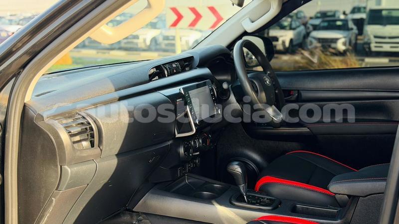 Big with watermark toyota hilux anse la raye import dubai 4341