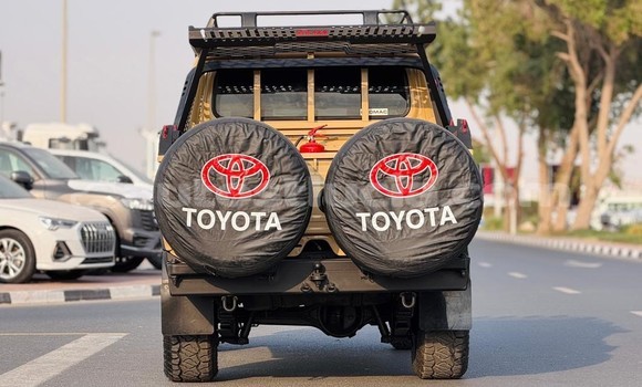 Acheter Occasion Voiture Toyota Land Cruiser Beige à Import - Dubai, Anse-la-Raye Acheter Occasion Voiture Toyota Land Cruiser Beige à Import - Dubai, Anse-la-Raye