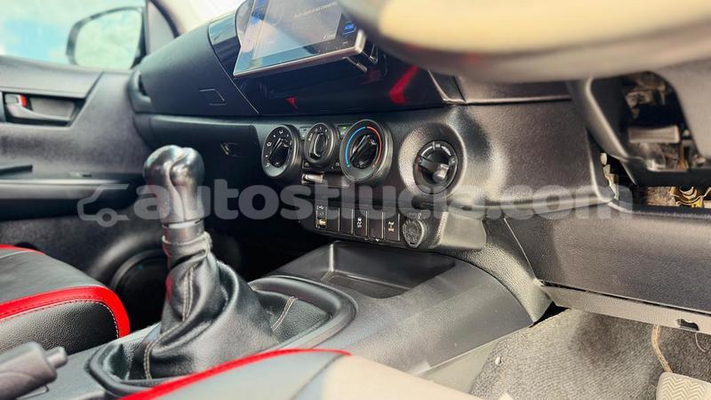 Big with watermark toyota hilux anse la raye import dubai 4344