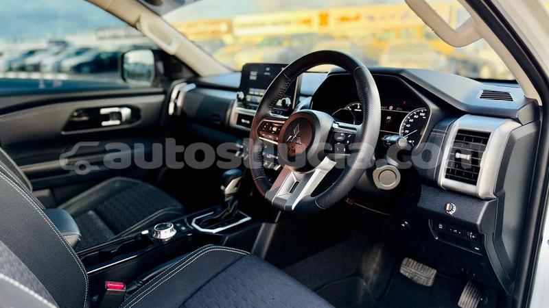 Big with watermark mitsubishi triton anse la raye import dubai 4346