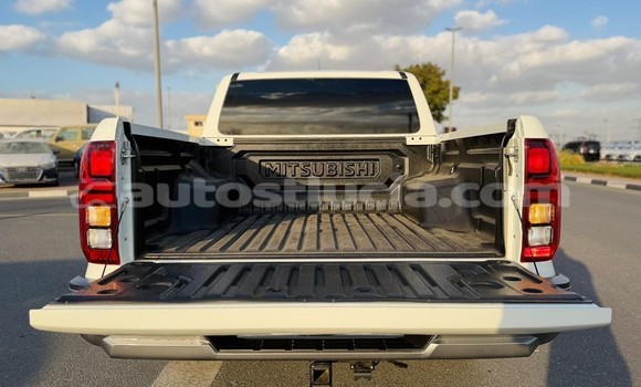 Acheter Occasion Voiture Mitsubishi Triton Blanc à Import - Dubai, Anse-la-Raye Acheter Occasion Voiture Mitsubishi Triton Blanc à Import - Dubai, Anse-la-Raye