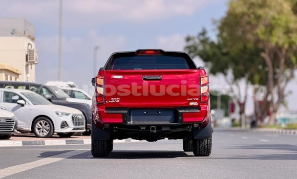 Acheter Occasion Voiture Isuzu D–MAX Rouge à Import - Dubai, Anse-la-Raye Acheter Occasion Voiture Isuzu D–MAX Rouge à Import - Dubai, Anse-la-Raye