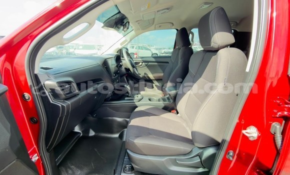 Acheter Occasion Voiture Isuzu D–MAX Rouge à Import - Dubai, Anse-la-Raye Acheter Occasion Voiture Isuzu D–MAX Rouge à Import - Dubai, Anse-la-Raye