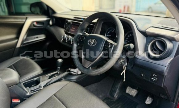 Acheter Occasion Voiture Toyota RAV4 Rouge à Import - Dubai, Anse-la-Raye Acheter Occasion Voiture Toyota RAV4 Rouge à Import - Dubai, Anse-la-Raye