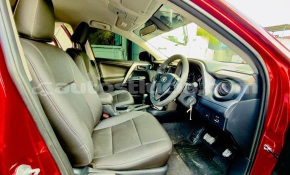 Acheter Occasion Voiture Toyota RAV4 Rouge à Import - Dubai, Anse-la-Raye Acheter Occasion Voiture Toyota RAV4 Rouge à Import - Dubai, Anse-la-Raye