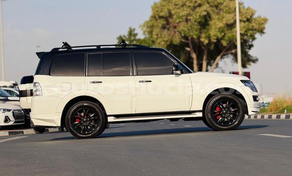 Acheter Occasion Voiture Mitsubishi Pajero Blanc à Import - Dubai, Anse-la-Raye Acheter Occasion Voiture Mitsubishi Pajero Blanc à Import - Dubai, Anse-la-Raye