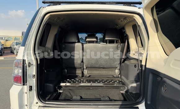 Acheter Occasion Voiture Mitsubishi Pajero Blanc à Import - Dubai, Anse-la-Raye Acheter Occasion Voiture Mitsubishi Pajero Blanc à Import - Dubai, Anse-la-Raye