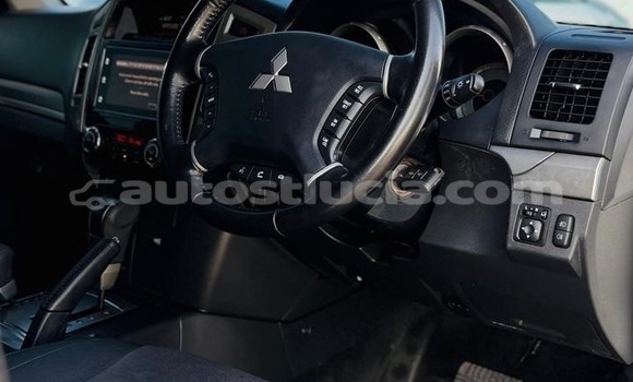 Acheter Occasion Voiture Mitsubishi Pajero Blanc à Import - Dubai, Anse-la-Raye Acheter Occasion Voiture Mitsubishi Pajero Blanc à Import - Dubai, Anse-la-Raye