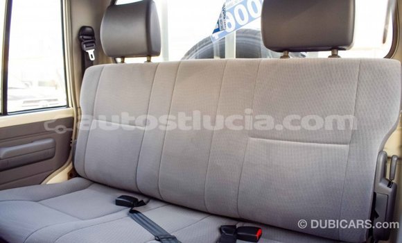 Buy Import Toyota Land Cruiser White Car in Import - Dubai in Anse-la-Raye Buy Import Toyota Land Cruiser White Car in Import - Dubai in Anse-la-Raye