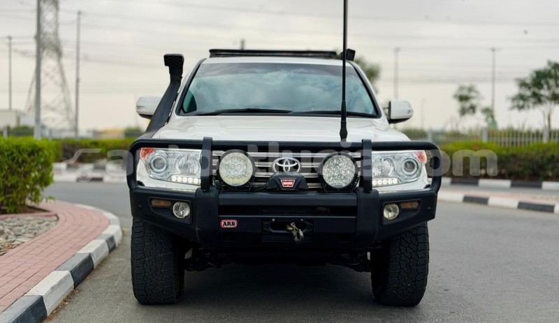 Big with watermark toyota land cruiser anse la raye import dubai 4355