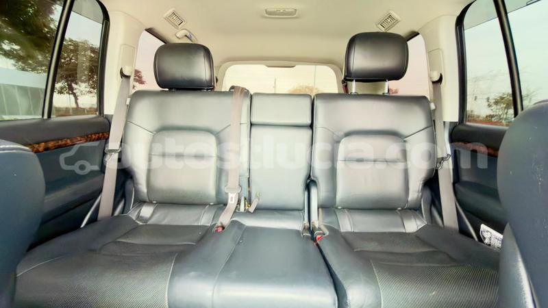 Big with watermark toyota land cruiser anse la raye import dubai 4355