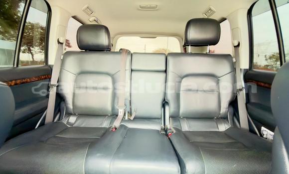 Acheter Occasion Voiture Toyota Land Cruiser Blanc à Import - Dubai, Anse-la-Raye Acheter Occasion Voiture Toyota Land Cruiser Blanc à Import - Dubai, Anse-la-Raye