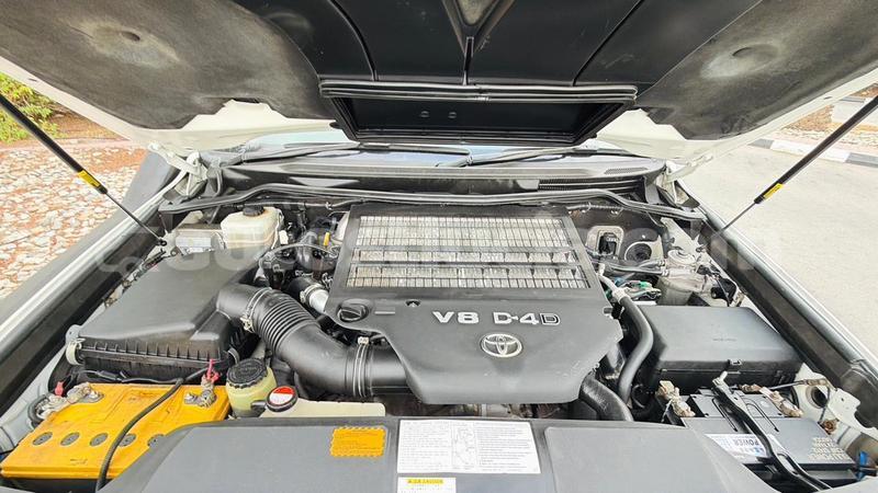 Big with watermark toyota land cruiser anse la raye import dubai 4355