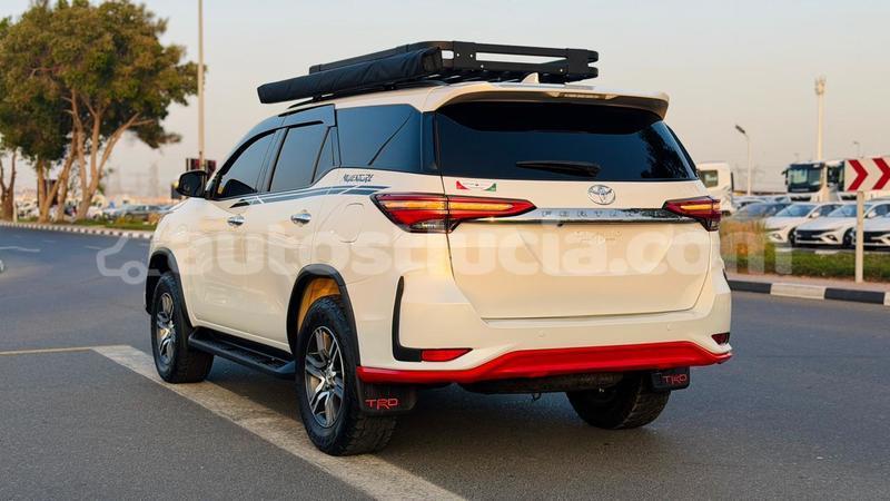 Big with watermark toyota fortuner anse la raye import dubai 4357
