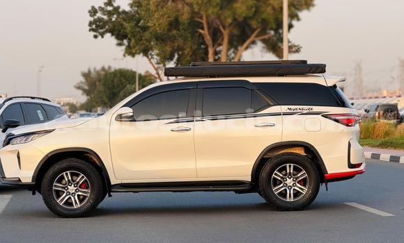 Acheter Import Voiture Toyota Fortuner Blanc à Import - Dubai, Anse-la-Raye Acheter Import Voiture Toyota Fortuner Blanc à Import - Dubai, Anse-la-Raye