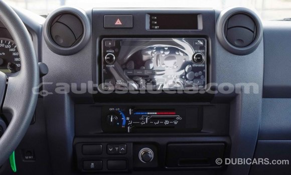 Buy Import Toyota Land Cruiser White Car in Import - Dubai in Anse-la-Raye Buy Import Toyota Land Cruiser White Car in Import - Dubai in Anse-la-Raye