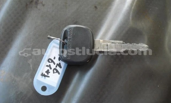 Buy Import Mitsubishi Van White Truck in Castries in Castries Buy Import Mitsubishi Van White Truck in Castries in Castries