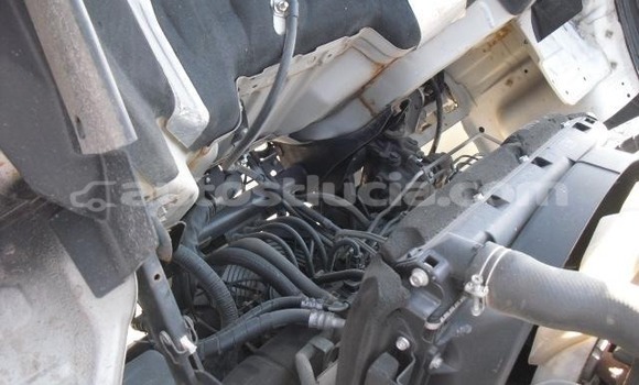 Buy Import Mitsubishi Van White Truck in Castries in Castries Buy Import Mitsubishi Van White Truck in Castries in Castries