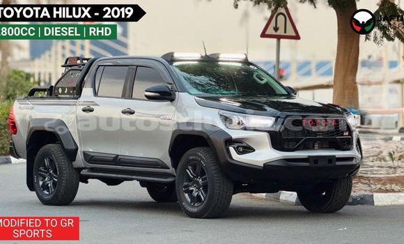 Buy Used Toyota Hilux Silver Car in Import - Dubai in Anse-la-Raye Buy Used Toyota Hilux Silver Car in Import - Dubai in Anse-la-Raye