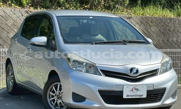 Buy Used Toyota Vitz Silver Car in Castries in Castries Buy Used Toyota Vitz Silver Car in Castries in Castries
