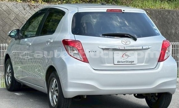Buy Used Toyota Vitz Silver Car in Castries in Castries Buy Used Toyota Vitz Silver Car in Castries in Castries