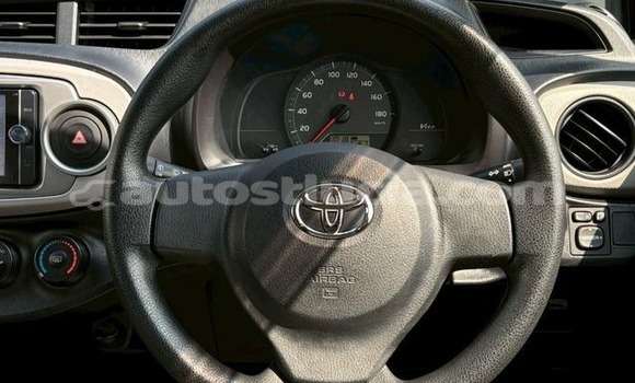 Buy Used Toyota Vitz Silver Car in Castries in Castries Buy Used Toyota Vitz Silver Car in Castries in Castries