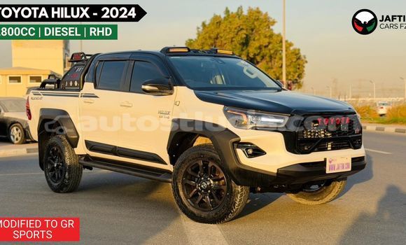 Buy Used Toyota Hilux White Car in Import - Dubai in Anse-la-Raye Buy Used Toyota Hilux White Car in Import - Dubai in Anse-la-Raye